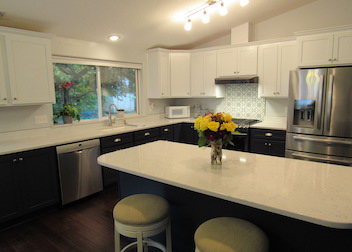 two toned cabinets
